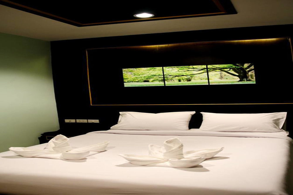 Metro Hotel&Spa Thung Song Esterno foto