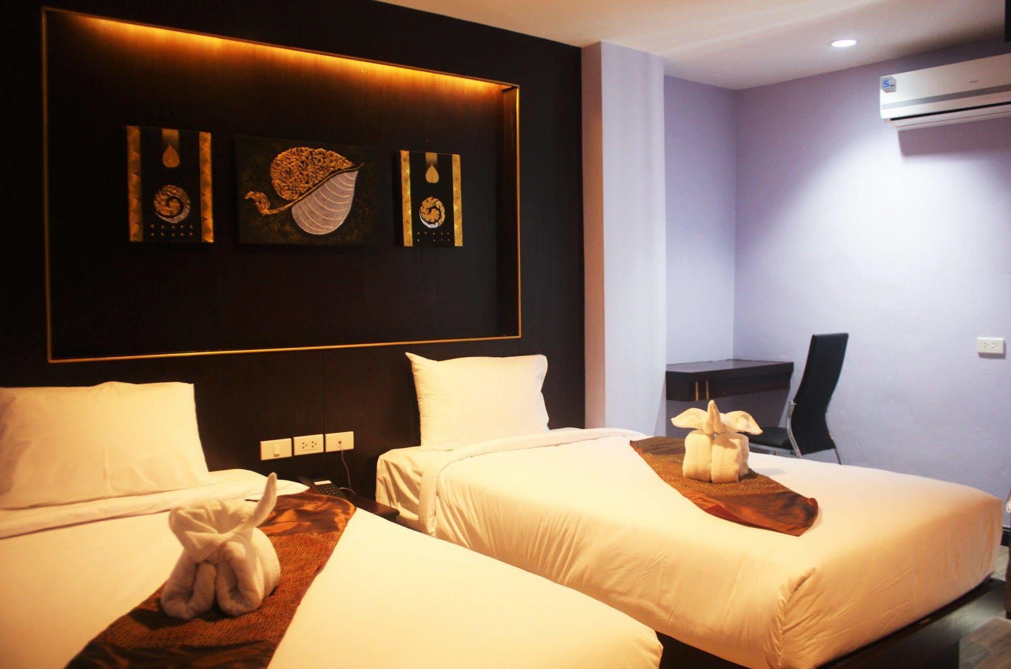 Metro Hotel&Spa Thung Song Esterno foto