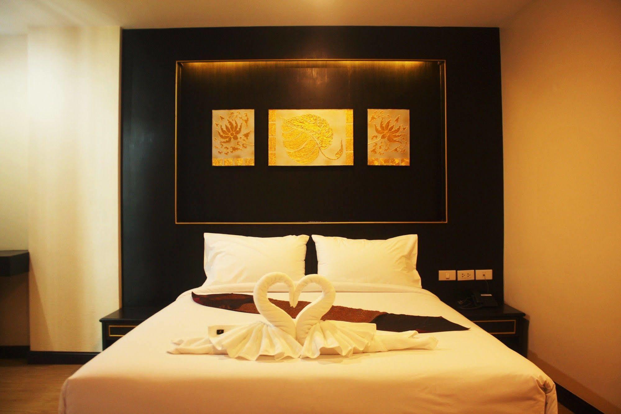 Metro Hotel&Spa Thung Song Esterno foto